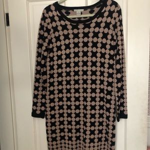 Kikit long sleeve knit dress. Size medium. Tan and black
